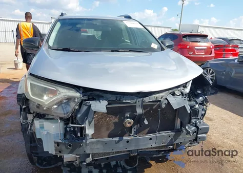 2016 Toyota Rav4 Le z USA, uszkodzony, nr VIN 2T3ZFREVXGW290252